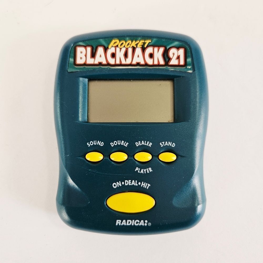 Radica Pocket Blackjack 21 Electronic Handheld Travel Card Game (1997 Edition)